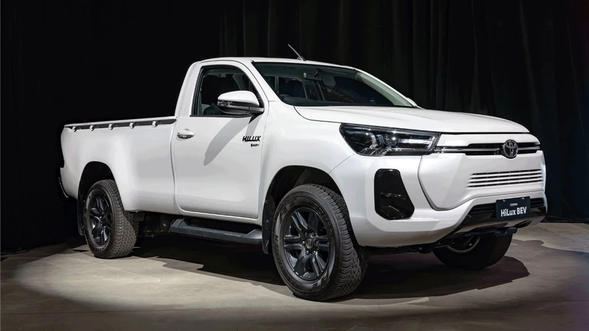 Toyota chuẩn bị ra mắt xe bán tải điện cạnh tranh với VinFast