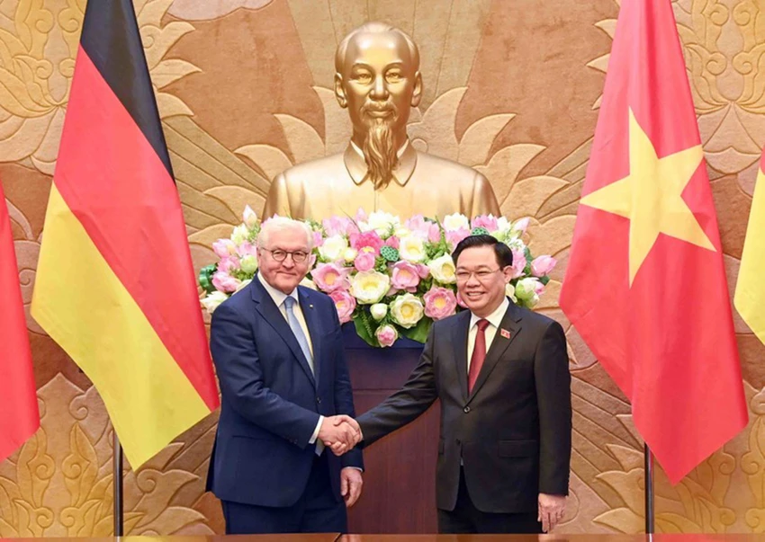 chu-tich-quoc-hoi-vuong-dinh-hue-hoi-kien-tong-thong-chlb-duc-frank-walter-steinmeier-5-3862.jpeg