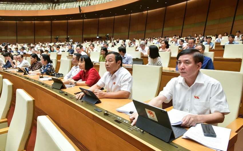 quoc-hoi-dong-y-cam-tuyet-doi-lai-xe-ma-trong-mau-hoac-hoi-tho-co-nong-do-con-1.jpg