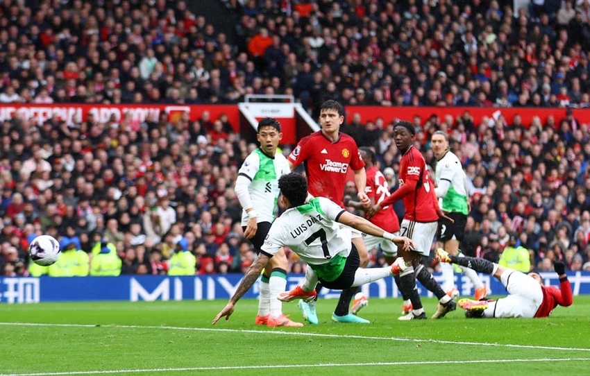 Bàn thắng sớm của Luis Diaz không thể giúp Liverpool có được 3 điểm trọn vẹn. Ảnh: Getty IMG_8592.jpeg