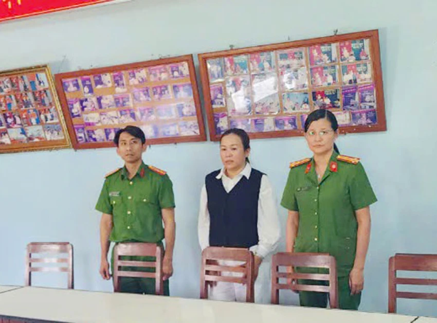 nu-ke-toan-truong-chiem-doat-200-trieu-dong-cong-ty-lam-nghiep-kong-chro-gia-lai-1036 (1).jpg