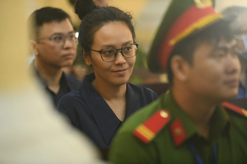 Trương Huệ Vân.jpg