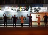Mở cửa Bệnh viện C Đà Nẵng và tâm thư lúc 0 giờ ảnh 2 Vỡ òa khoảnh khắc Bệnh viện C không còn phong toả