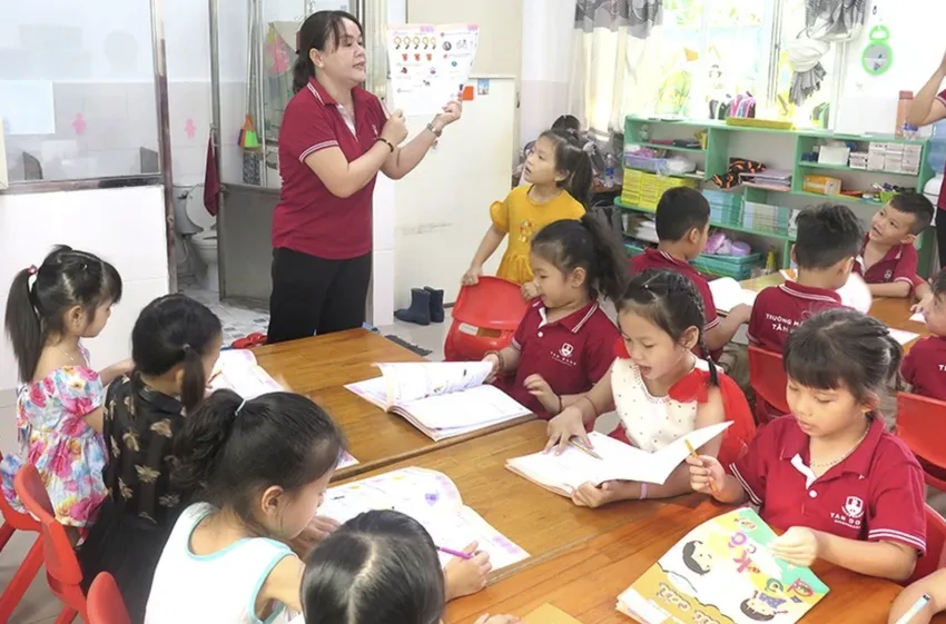giáo viên mầm non