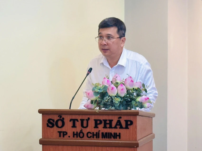 Ông Phan Thanh Tùng, Phó Giám đốc Sở Tư pháp TP.HCM. Ảnh: TRẦN MINH z6351214303628_d8415d4b50325b4758b8aa23f693bfb8.jpg