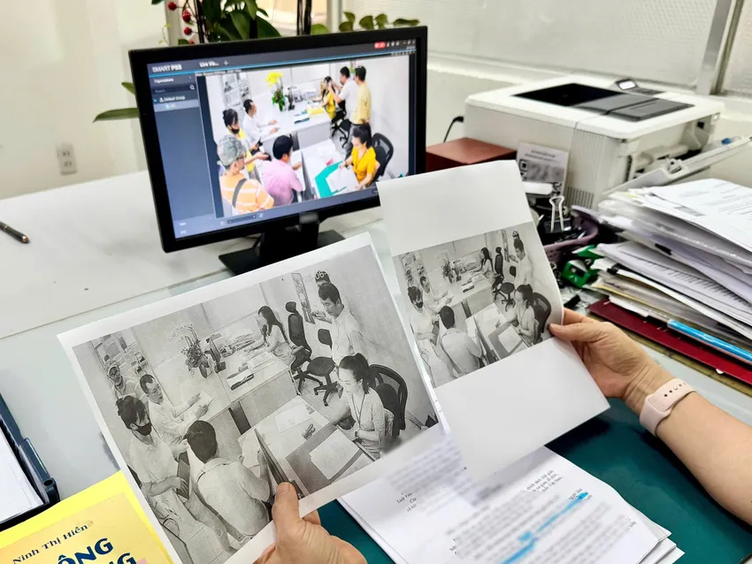 Từ 1-7, người đi công chứng bắt buộc phải chụp ảnh lưu hồ sơ; nếu từ chối, công chứng viên có thể từ chối thực hiện. Ảnh: TRẦN MINH Luật công chứng 2024.jpg