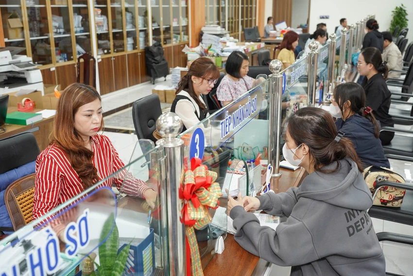 Quyền lợi bảo hiểm thất nghiệp tăng mạnh từ năm 2026. Ảnh: THUẬN VĂN DSC06632.jpg