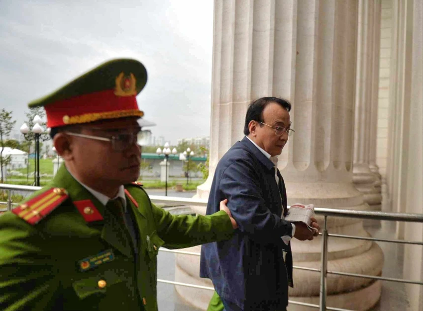 Ông Đỗ Anh Dũng bị cáo buộc có vai trò chính trong việc chiếm đoạt của nhà đầu tư. Ảnh: T.T 3ce7446c-c75b-479c-b45d-e5a51d1f63da.jpg