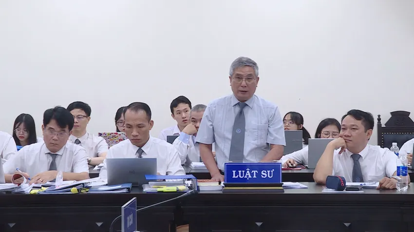 Các luật sư tham gia bào chữa. Ảnh: CTV Vimedimex.jpg
