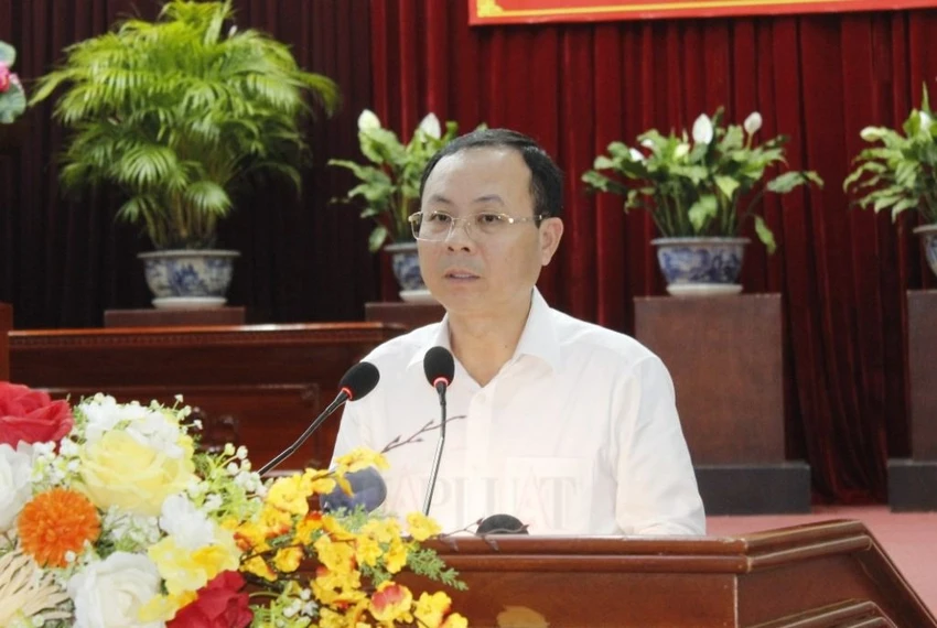 Bí thư Thành ủy Cần Thơ Nguyễn Văn Hiếu phát biểu tại hội nghị. Ảnh: NHẪN NAM Bí thư Thành ủy Cần Thơ Nguyễn Văn Hiếu