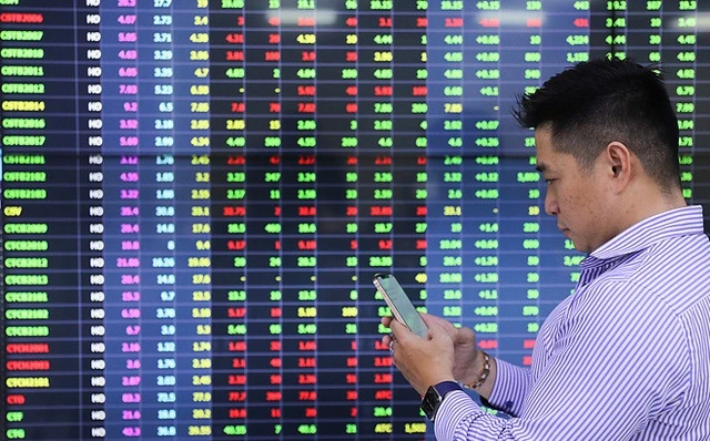 Nhịp phục hồi bất ngờ của thị trường chứng khoán Việt. Ảnh minh họa dau-tu-chung-khoan.jpeg