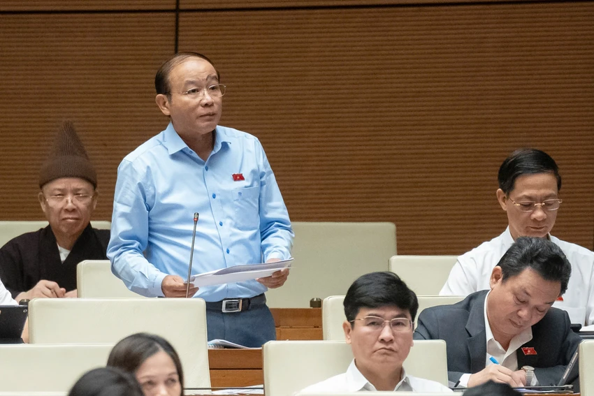 ĐB Quốc hội Lã Thanh Tân (đoàn Hải Phòng). lap-quy-hoach-tan.jpg