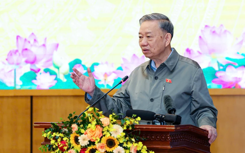Tổng Bí thư Tô Lâm. Ảnh: Như Ý Tổng Bí thư Tô Lâm thông tin với cử tri về lộ trình sắp xếp, tinh gọn bộ máy