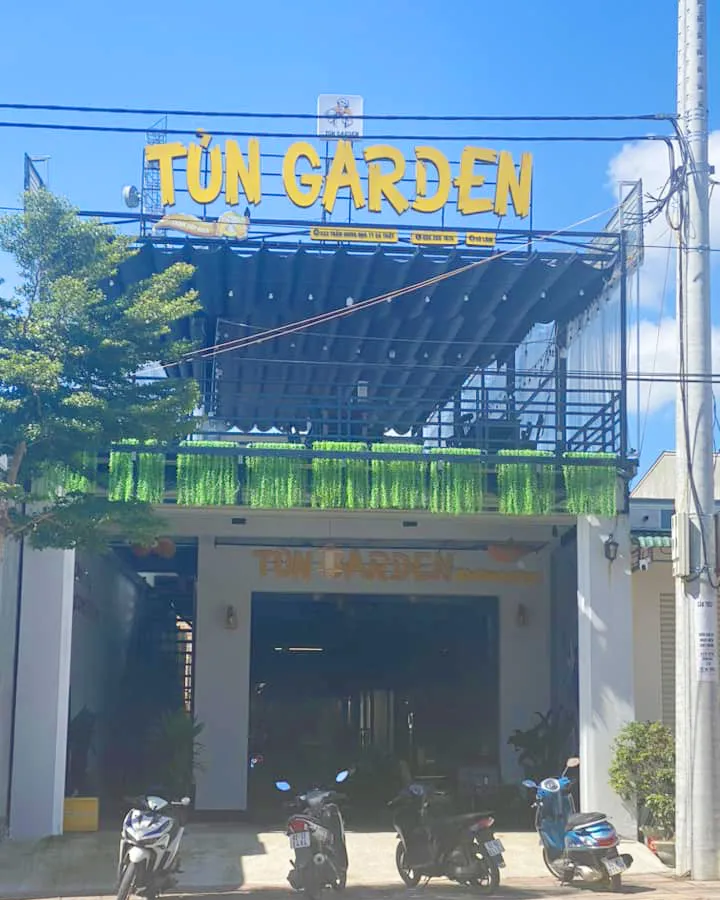 Quán Tủn Garden, nơi xảy ra sự việc. Ảnh: NH. Chu-quan-cung-nhan-vien-hanh-hung-khach-da-man-sa-thay-2.jpg