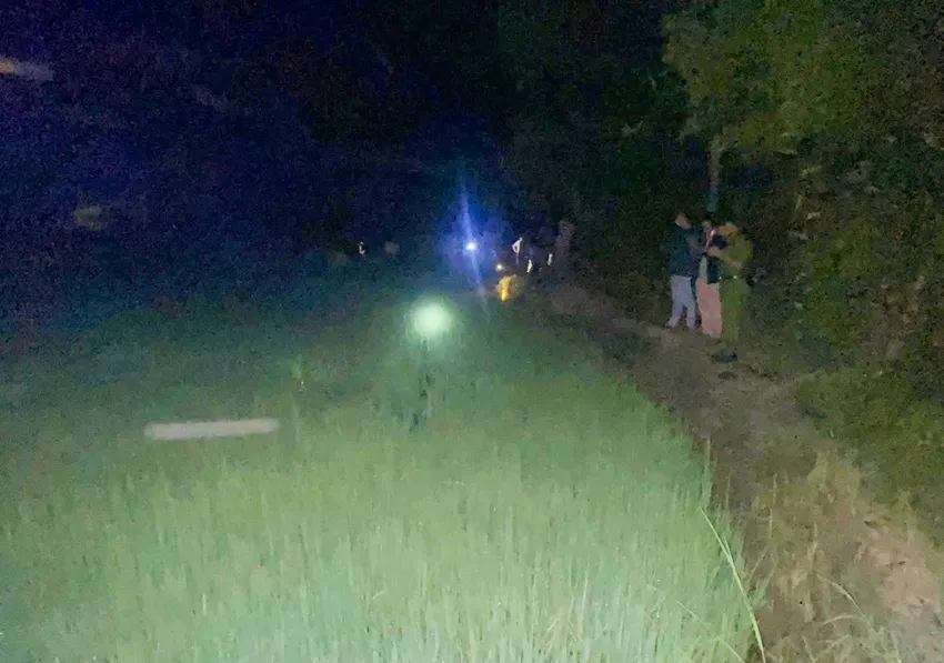 Đi bắn chim, hai người đàn ông tử vong trên ruộng lúa. Ảnh: CA. Cơ quan CSĐT Công an tỉnh Gia Lai đang vào cuộc điều tra nguyên nhân vụ hai người đàn ông đi bắn chim tử vong trên ruộng lúa.