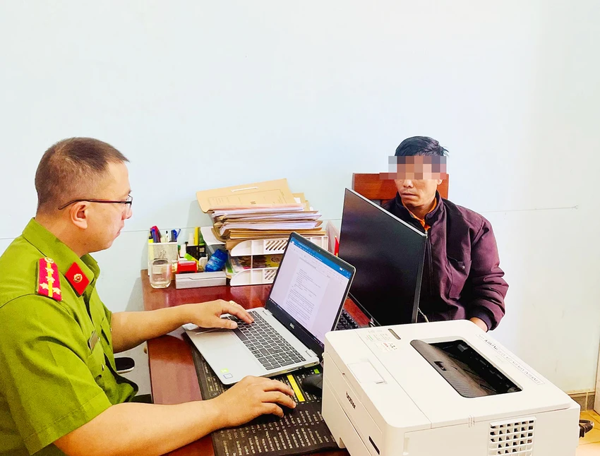 Xu-phat-do-noi-xau-Cong-an-Gia-Lai.jpg