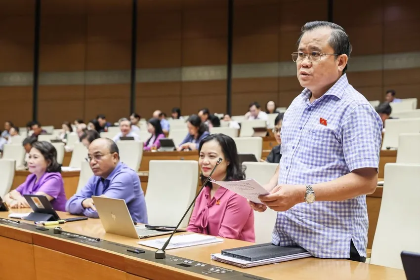 Đại biểu Nguyễn Tâm Hùng (đoàn Bà Rịa- Vũng Tàu). Ảnh: VŨ LINH DB-Nguyen-Tam-Hung.jpg