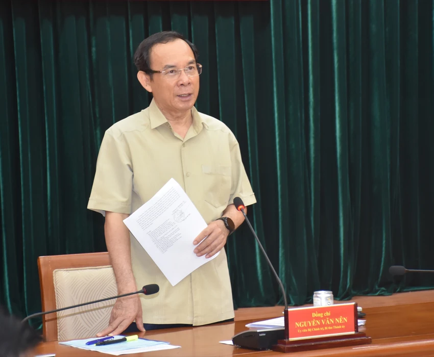 Bí thư Thành ủy TP.HCM Nguyễn Văn Nên dành thời gian chia sẻ với áp lực của đội ngũ cán bộ làm công tác định giá tài sản, các cơ quan tố tụng. Ảnh: THANH THÙY Bí thư Thành ủy TP.HCM: Tiếp tục khắc phục bất cập trong cơ chế về đấu thầu, đấu giá... -bi-thu-nguyen-van-nen-cai-cach-tu-phap.JPG