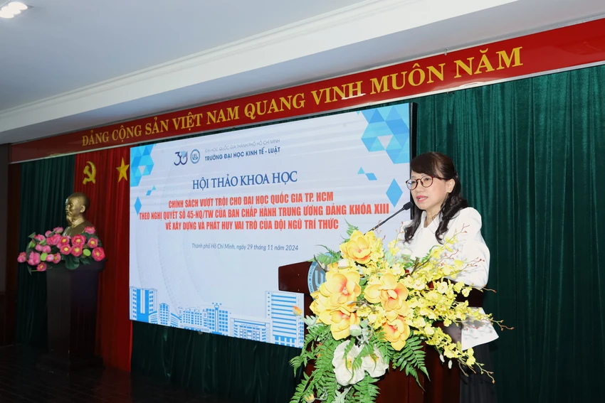 GS.TS Nguyễn Thị Thanh Mai, Phó Giám đốc ĐHQG TP.HCM. Ảnh: T.THÙY thu-hut-nha-tai-DH-Quoc-gia-tphcm (6).JPG