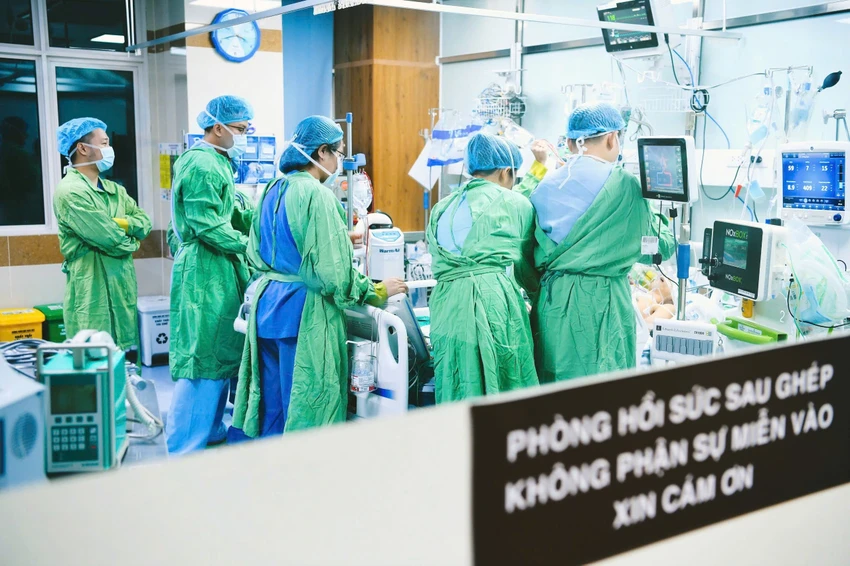 Ca ghép tim đầu tiên tại Bệnh viện Đại học Y Dược mang ý nghĩa cho sự khởi đầu. Ảnh: BVCC ca-ghep-tim3.jpg