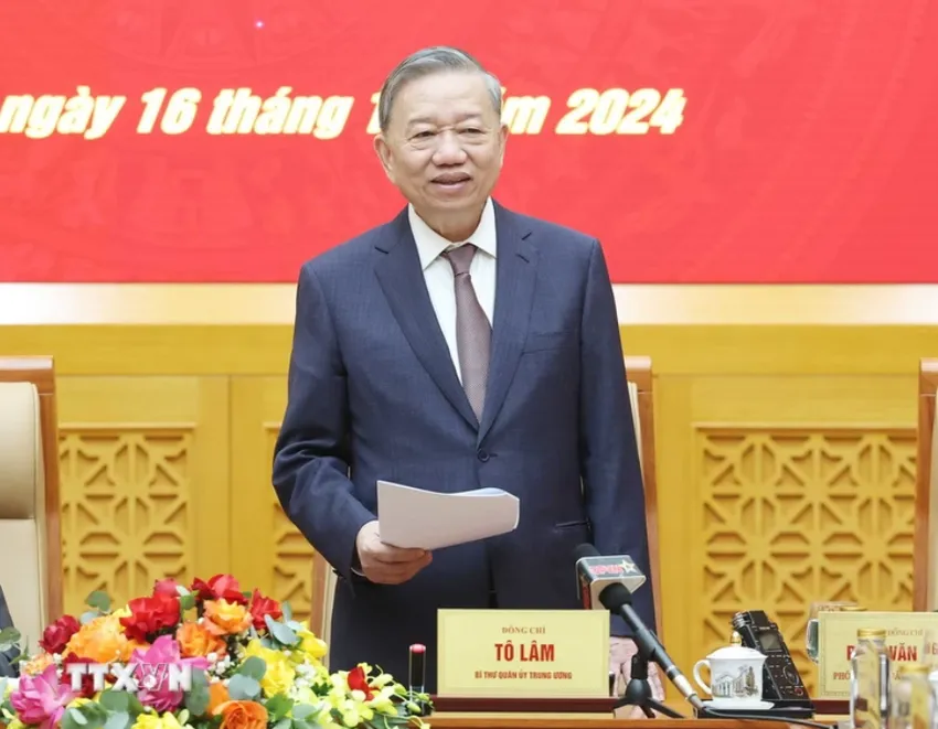 Tổng Bí thư Tô Lâm yêu cầu QUTƯ, Bộ Quốc phòng lãnh đạo, chỉ đạo thực hiện toàn diện các nhiệm vụ, giải pháp đã xác định. Ảnh: TTXVN. Tổng Bí thư Tô Lâm