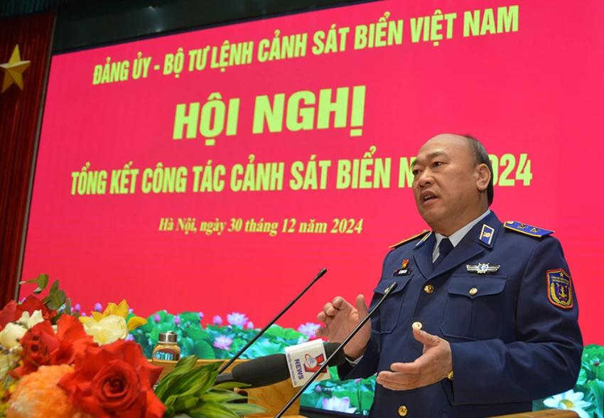 Trung tướng Lê Quang Đạo, Tư lệnh Cảnh sát biển Việt Nam, phát biểu tại hội nghị. Ảnh: MOD. Cảnh sát biển Việt Nam