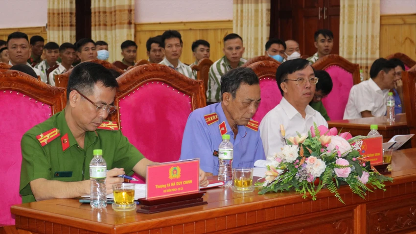 Các đại biểu dự hội nghị gia đình phạm nhân năm 2023. Ảnh: VÕ TÙNG Bữa cơm “trong mơ” của những phạm nhân ở Trại giam Xuân Lộc