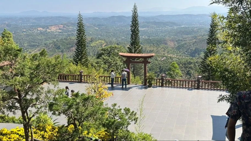 Lâm Đồng có nhiều sản phẩm du lịch chất lượng để thu hút du khách dịp Tết năm nay. Ảnh: VT Khoảng 280 ngàn du khách đến Đà Lạt dịp tết