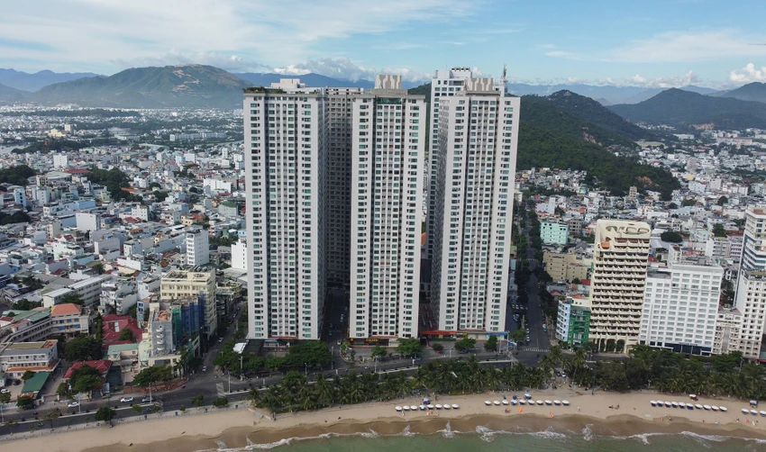 Dự án này được UBND tỉnh Khánh Hòa cấp cho do Công ty CP Đầu tư Viễn Triều Nha Trang (sau này sáp nhập vào Công ty CP Tập đoàn Mường Thanh) từ năm 2015 trên diện tích hơn 22.300 m2. 2.jpg