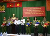 Triệt phá đường dây lừa đảo qua mạng của Trung Quốc ảnh 4 Khen thưởng vụ triệt băng giả làm công an Trung Quốc lừa đảo