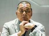 Tỉ phú Jimmy Lai sẽ bị xét xử theo luật an ninh Hong Kong ảnh 2 Vừa tại ngoại, ông Jimmy Lai kêu gọi Mỹ giúp đỡ