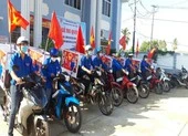 Kiên Giang: 1 ứng viên ĐBQH xin rút vì lý do sức khỏe ảnh 2 Kiên Giang: Đã niêm yết và viết xong phiếu cử tri