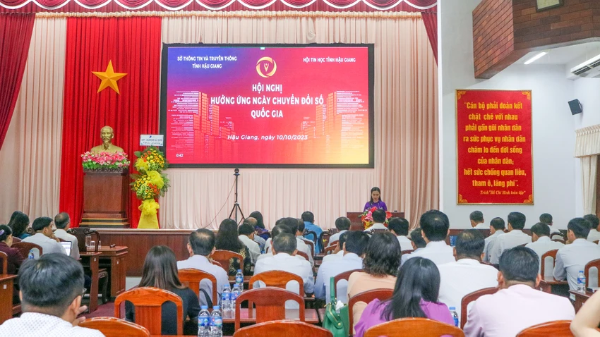 Sở TT&TT tỉnh Hậu Giang tổ chức Hội nghị hưởng ứng ngày Chuyển đổi số. Ảnh: MỸ XUYÊN hau-giang.jpg