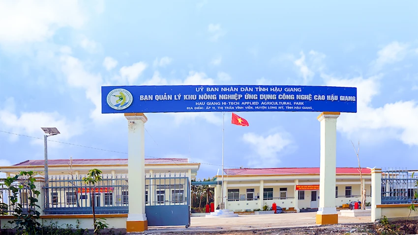 Ông Tăng Minh Thêm, cựu Phó Chánh Thanh tra tỉnh Hậu Giang được điều động về BQL Khu nông nghiệp ứng dụng công nghệ cao Hậu Giang. Ảnh: maht.haugiang.gov.vn cựu Phó Chánh Thanh tra tỉnh Hậu Giang