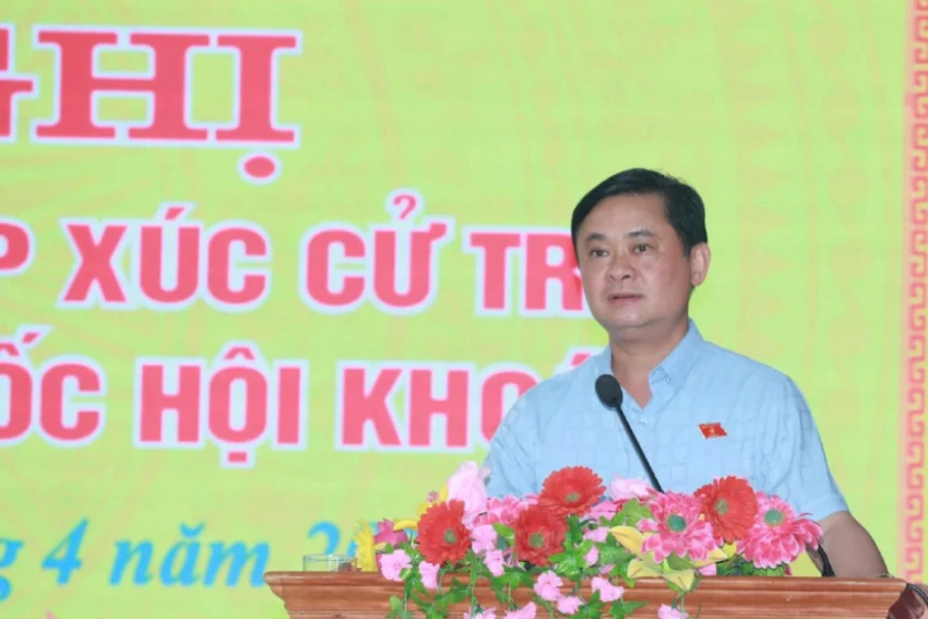 Ông Thái Thanh Quý - Ủy viên Ban Chấp hành Trung ương Đảng, Phó trưởng Ban Thường trực Ban Chính sách, Chiến lược Trung ương, đại biểu Quốc hội đoàn Nghệ An trả lời ý kiến cử tri. Ảnh: NTV. quoc-hoi-tiep-xuc-cu-tri.jpg