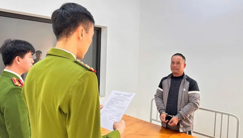 Cơ quan CSĐT Công an tỉnh Lạng Sơn đã ra quyết định khởi tố và lệnh bắt bị can để tạm giam đối với Đoàn Văn Sáng về tội giết người. Bi-cong-an-gửi thư khen.jpg