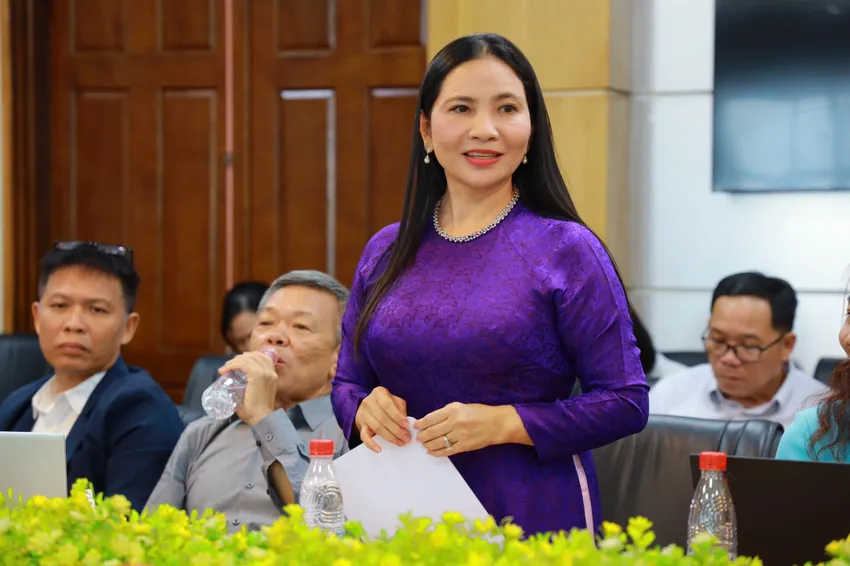Bà Nguyễn Thị Thùy Dung (Phó Chánh án TAND TP.HCM) phát biểu tại tọa đàm. Ảnh: YC phan-quyet-trong-tai-dung.jpg
