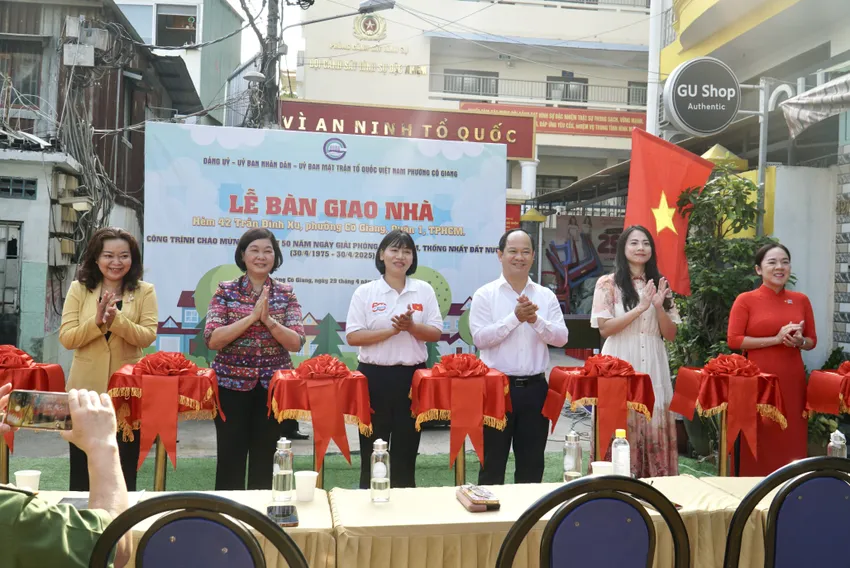 42-tran-dinh-xu-4.JPG