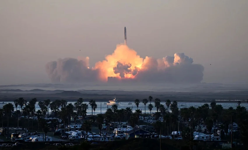 Hệ thống tàu vũ trụ và tên lửa Starship của SpaceX được phóng thử vào tháng 11-2023. Ảnh: AFP Các kế hoạch khám phá vũ trụ đáng chú ý trong năm 2024