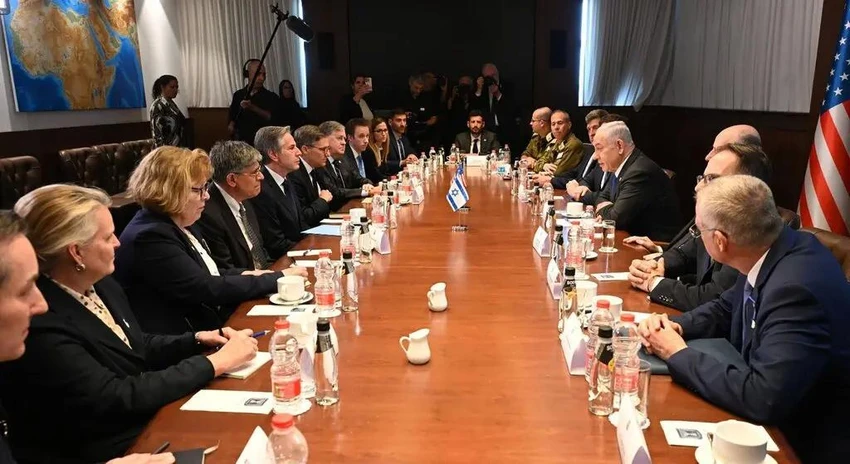 Thủ tướng Israel Benjamin Netanyahu cùng phái đoàn Israel (phải) thảo luận với phái đoàn Mỹ do Ngoại trưởng Mỹ Antony Blinken dẫn đầu tại Jerusalem vào ngày 1-5. Ảnh: VĂN PHÒNG BÁO CHÍ CHÍNH PHỦ ISRAEL a285db73f87f1a5ffdff6d42c5af1a6bedcd301d.webp