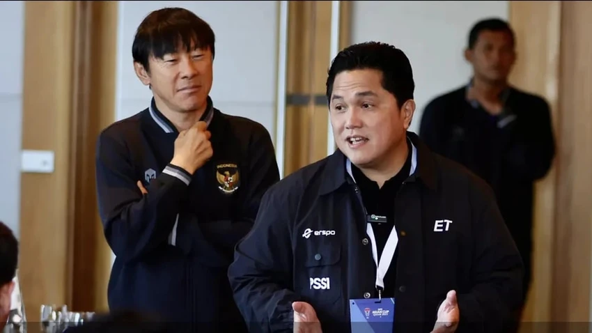 Chủ tịch PSSI Erick Thohir nhắc nhở HLV Shin Tae-yong đừng phàn nàn nhiều quá. Ảnh: ANH PHƯƠNG HLV Shin Tae-yong