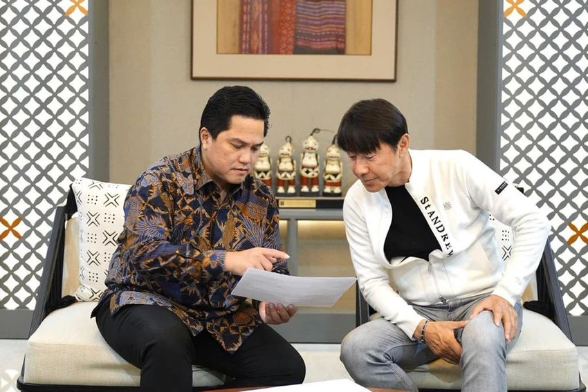 Chủ tịch PSSI thông báo quyết định chia tay HLV Shin Tae-yong. Ảnh: AP. HLV Shin Tae-yong