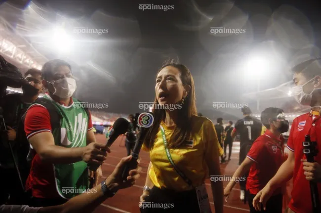 FAT thành lập ủy ban điều tra sự cố nhầm quốc kỳ Việt Nam. Ảnh: EPA. fat-thanh-lap-uy-ban-dieu-tra-dac-biet-vu-nham-quoc-ky-viet-nam (2).jpg