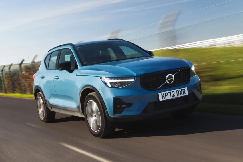 Chiếc xe SUV nhỏ này với thiết kế lôi cuốn và hấp dẫn. Ảnh: Volvo. Điểm danh những chiếc xe SUV nhỏ tốt nhất năm 2024.jpg