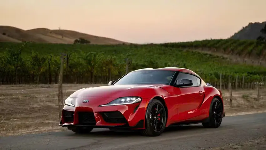 GR Supra là biểu tượng xe thể thao có kích thước tổng thể nhỏ nhất. Ảnh: Topspeed. 5 mẫu xe nhỏ gọn phù hợp với đô thị năm 2026.jpg