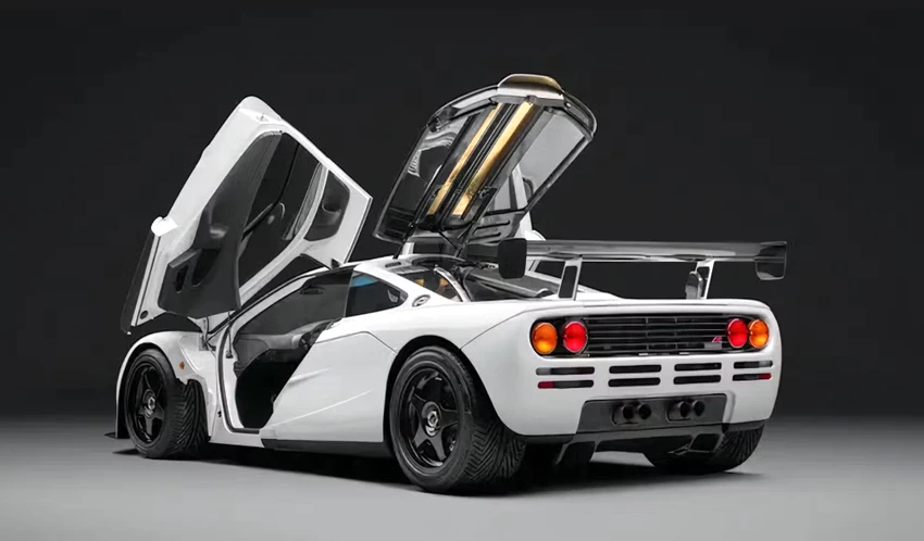 McLaren F1. Ảnh: Carbuzz. Sieu-xe-1.PNG