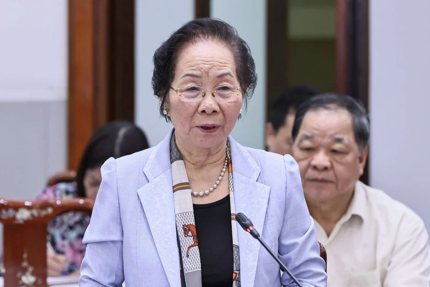 Nguyên Phó Chủ tịch nước Nguyễn Thị Doan: Tình trạng cán bộ, công chức “sáng cắp ô đi tối cắp ô về” đã được nói đến từ lâu. Ảnh: Q.VINH mttq-nguyen-pho-chu-tich-nuoc-nguyen-thi-doan.jpg