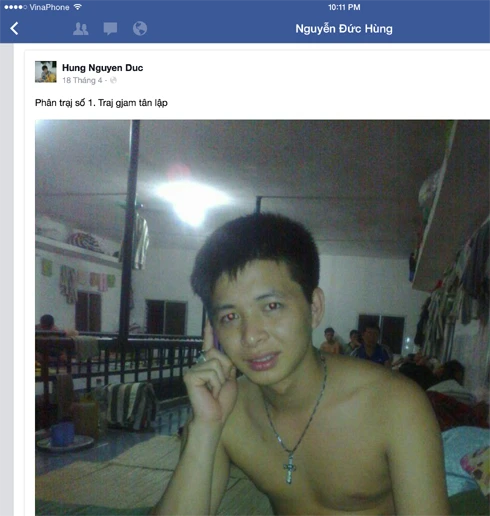 Phạm nhân đăng ảnh “tự sướng” ở trong tù lên Facebook? ảnh 2 Phạm nhân đăng ảnh “tự sướng” ở trong tù lên Facebook? ảnh 2