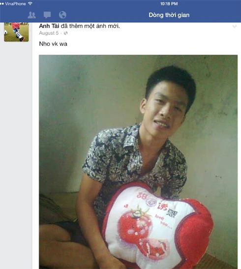 Phạm nhân đăng ảnh “tự sướng” ở trong tù lên Facebook? ảnh 7 Phạm nhân đăng ảnh “tự sướng” ở trong tù lên Facebook? ảnh 7