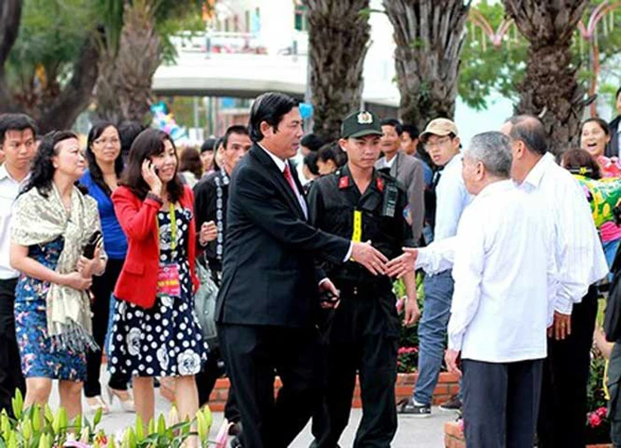 Chùm ảnh ông Nguyễn Bá Thanh trong công việc và đời thường ảnh 28 Chùm ảnh ông Nguyễn Bá Thanh trong công việc và đời thường ảnh 28